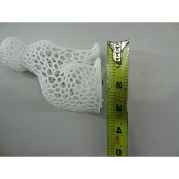 3D Printed Hollow Cat small Voronoi cat  Figurine With LED Light - Picture 11 of 12